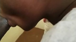 TEEN LOVE SUCKING DICK IN PUBLIC