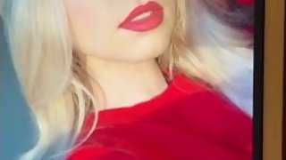 Blonde Kelly Cumtribute