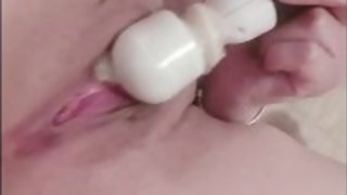 Luna and Furiousmud have fun with a toy then fuck (amateur)