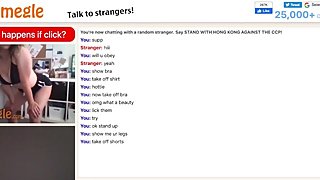 Teen flashes tits on Omegle for stranger