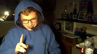 Gamer Teen TRIES to eat an entire box of chocolates